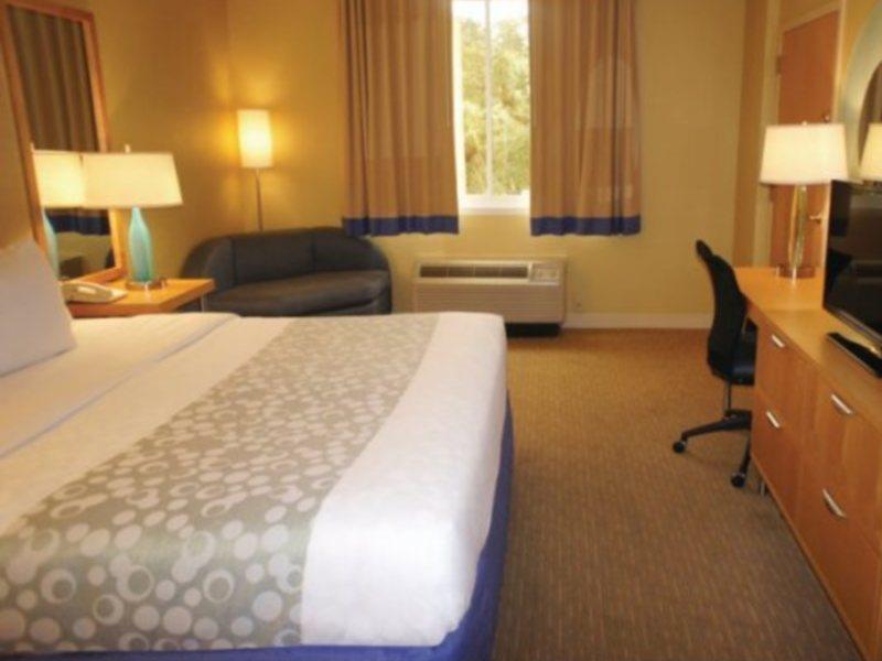 La Quinta By Wyndham Sarasota Downtown Hotel Luaran gambar
